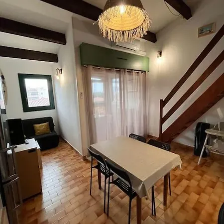 Duplex Cap D Avec Parking Lägenhet